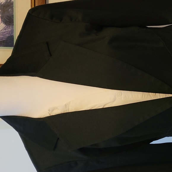 Blazer - Picture 4 of 4